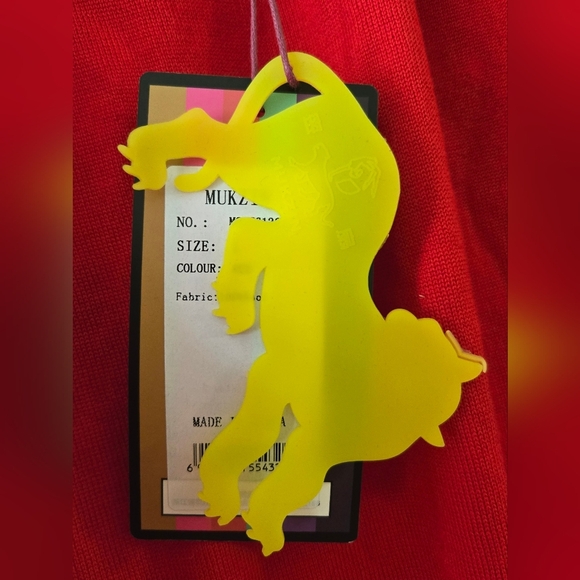 Red Mukzin Sweater with Tiger Design Crewneck NWT - Picture 4 of 6